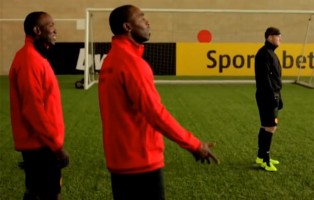 Telepathic football: Yorke & Cole vs Rooney & co