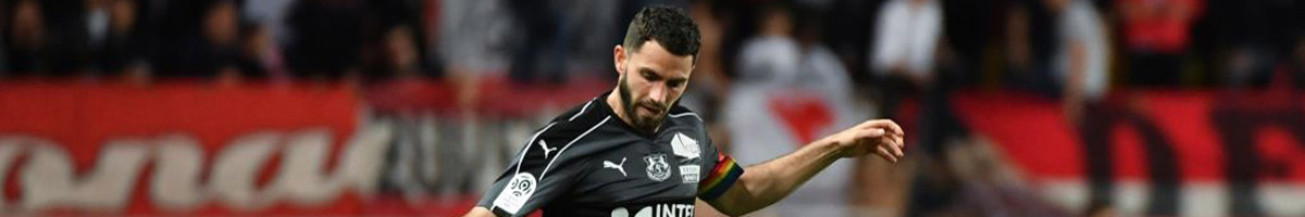 Amiens midfielder Thomas Monconduit