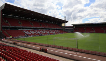 Barnsley vs Reading: Play-off rivals hard to split